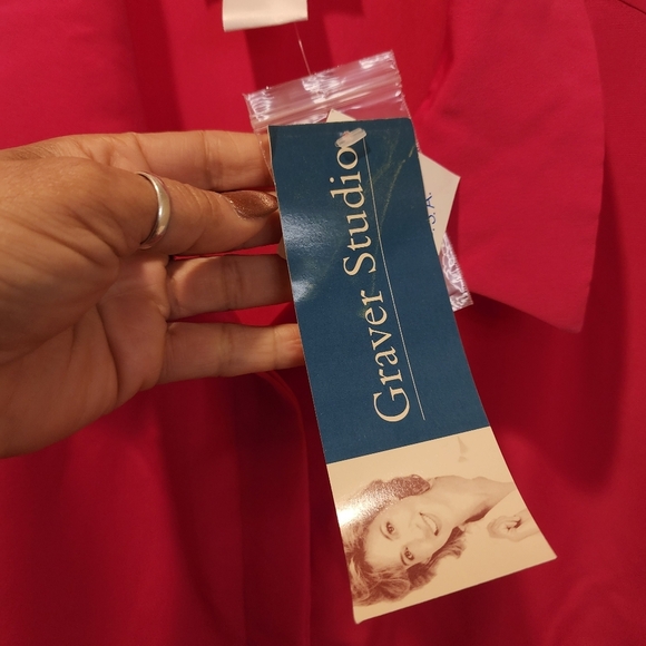 Graver Studios Women's Pink Fuschia  Button-Up Top Size L - Picture 8 of 10